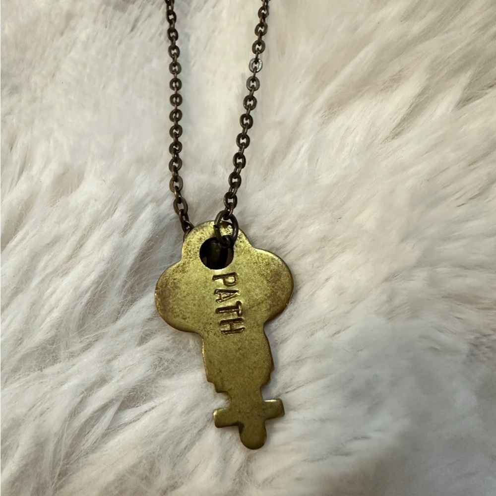 Gold Giving Key Engraved Necklace - Picture 5 of 5